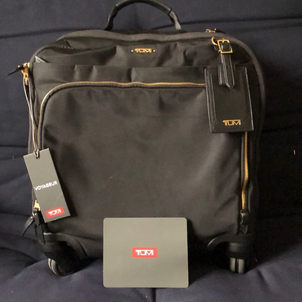 Oslo 4 Wheel Compact Carry On